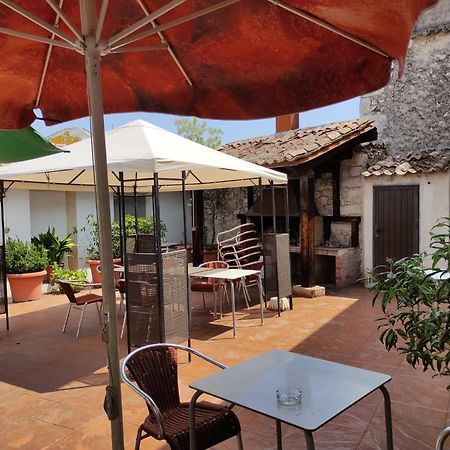 Apartamentos Turisticos Los Abuelos Montemayor de Pililla Exteriér fotografie
